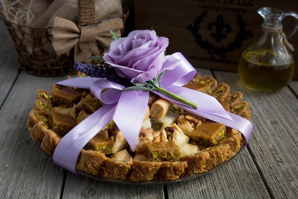 Decorated Mini Cut Flat Baklawa Mix